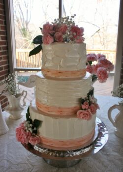 buttercream rustic style wedding cake