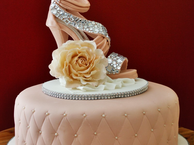 Rhinestones Heel and Rose Cake